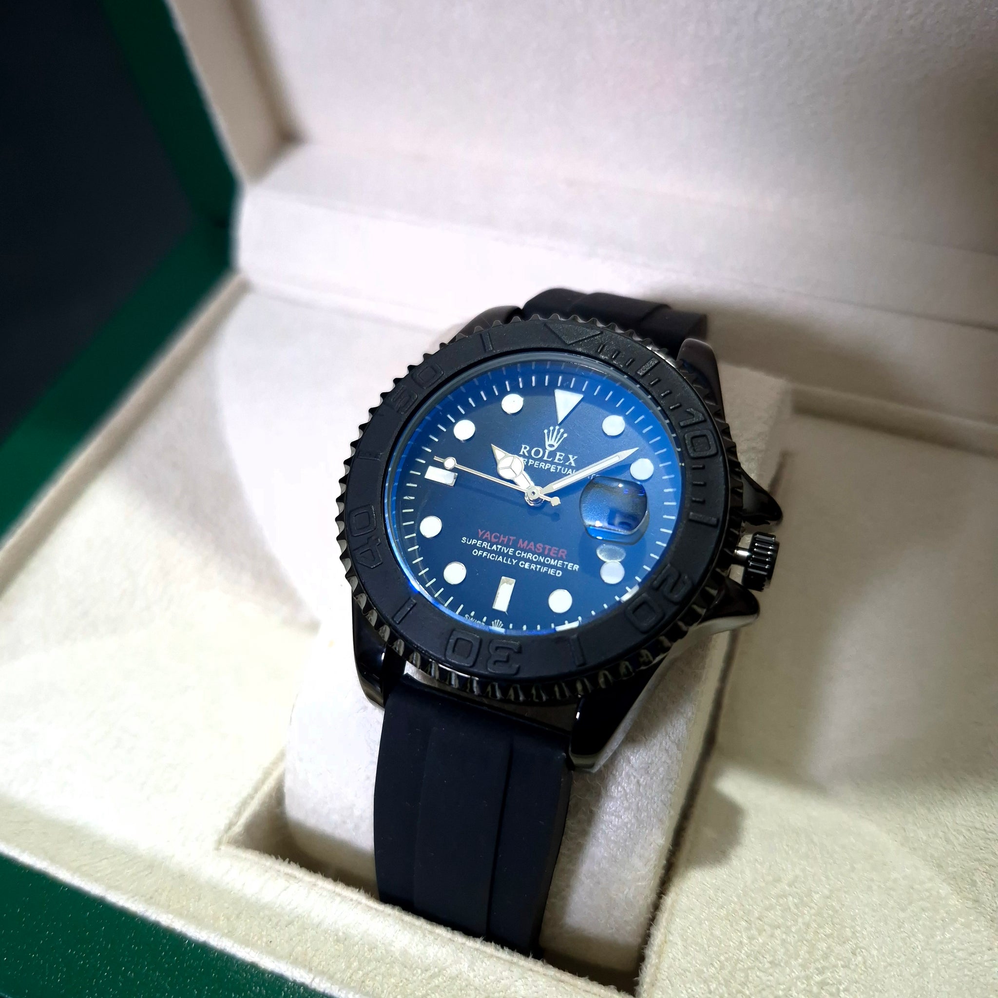 RLX Yacht-Master Black Edition – with Rubber Strap