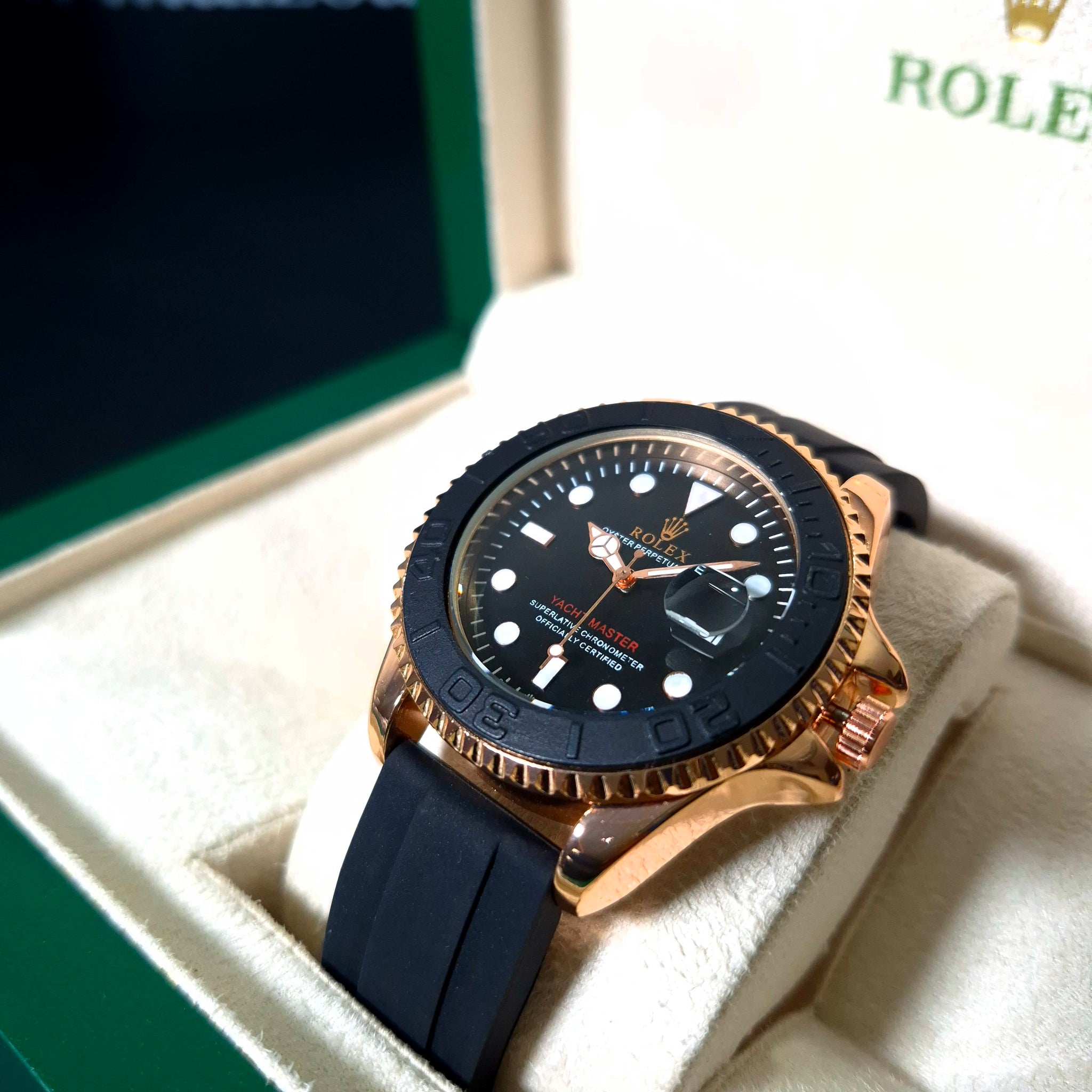RLX Yacht Master – Rose Gold & Black Rubber Strap