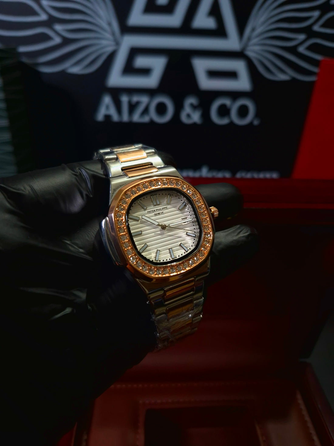 PP Nautilus Two-Tone – white Dial with Stone Bezel