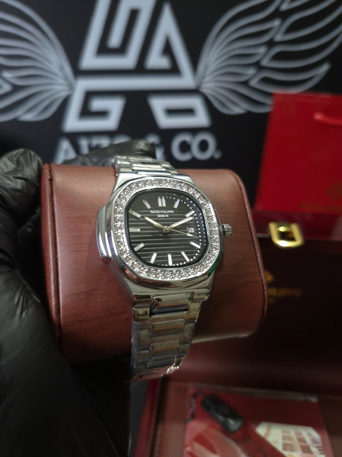 PP Nautilus- Stainless Steel Stone Bezel black dial